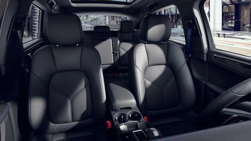 2023 Porsche Macan S