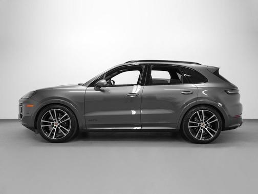 2026 Porsche Cayenne GTS