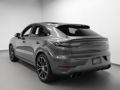 2021 Porsche Cayenne Turbo