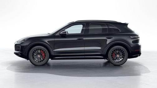 Chromite Black Metallic 2023 Porsche Cayenne GTS