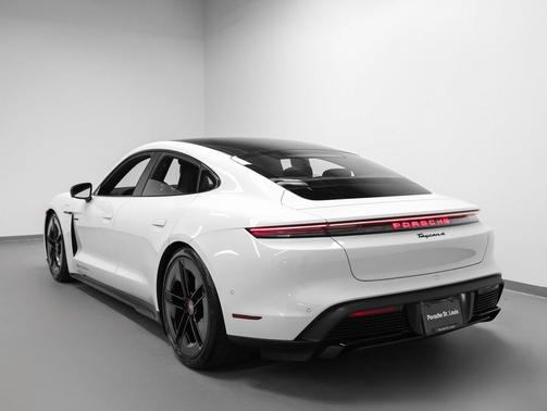 2026 Porsche Taycan 4 Black Edition