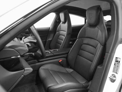 2026 Porsche Taycan 4 Black Edition