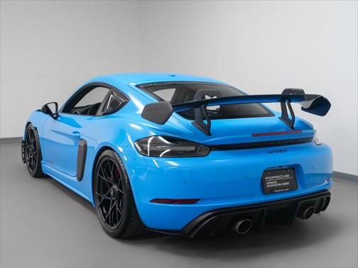 2023 Porsche 718 Cayman GT4 RS
