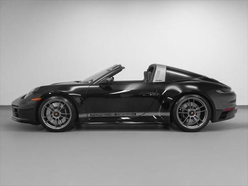 2023 Porsche 911 Targa