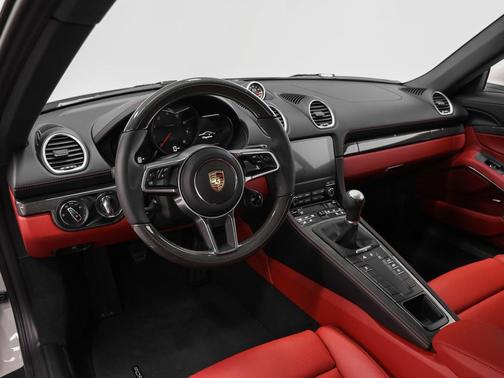 2025 Porsche 718 Cayman Style Edition