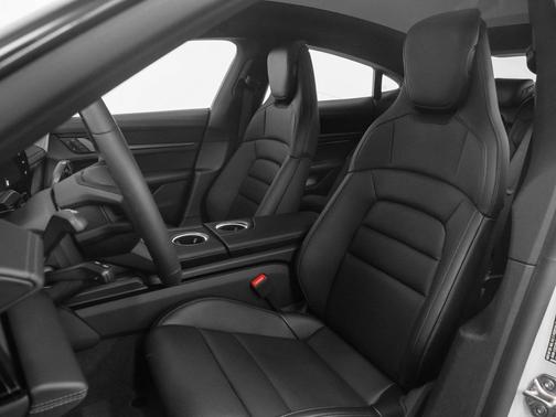 2025 Porsche Taycan 