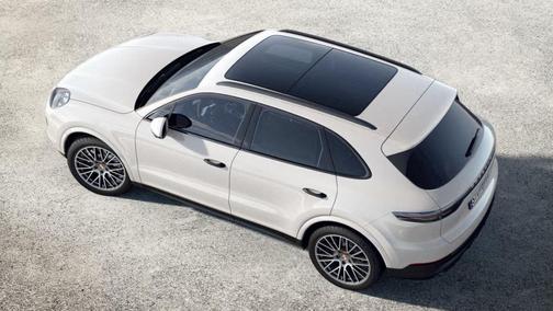 2023 Porsche Cayenne Platinum Edition