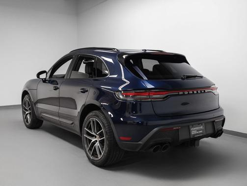 Night Blue Metallic 2023 Porsche Macan Macan