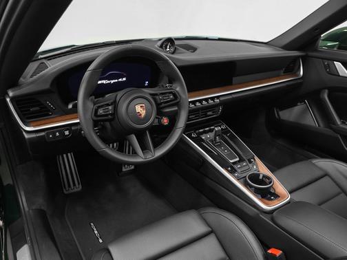 2026 Porsche 911 Targa 4S