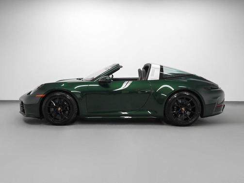 2026 Porsche 911 Targa 4S