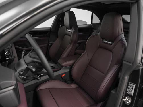 2025 Porsche Macan 4S