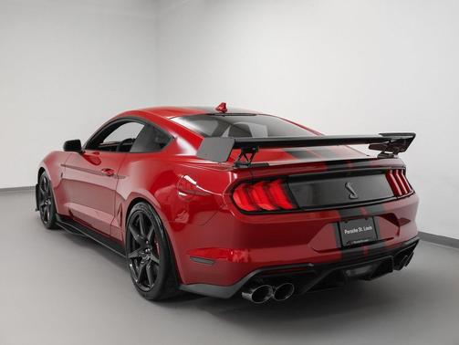 2020 Ford Shelby GT500 Base