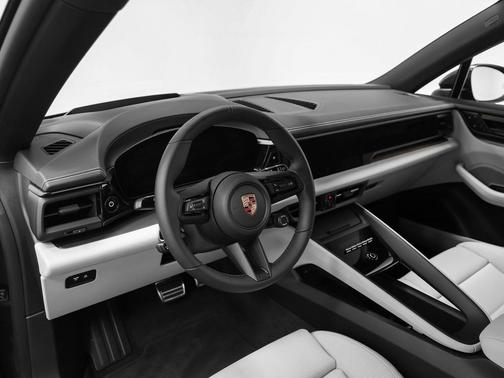 2025 Porsche Macan 4S