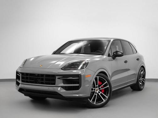 2024 Porsche Cayenne S