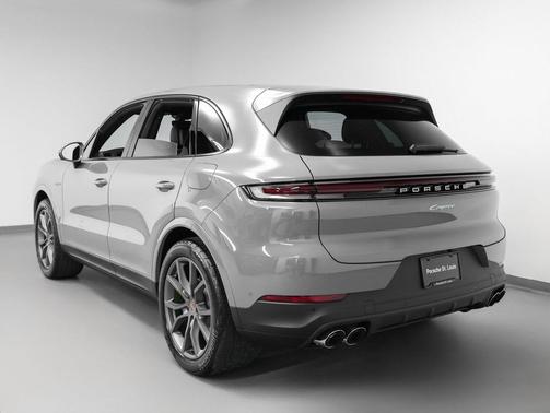 2025 Porsche Cayenne Cayenne