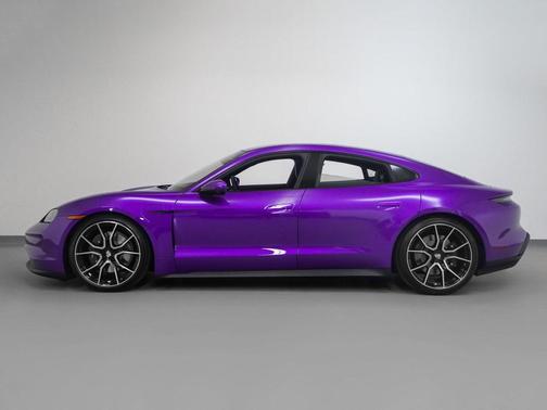 2025 Porsche Taycan 4