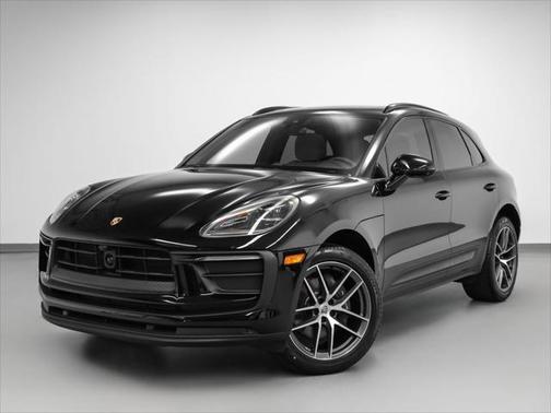 2023 Porsche Macan Base