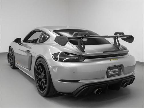 2024 Porsche 718 Cayman GT4 RS