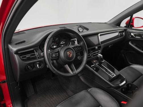 2024 Porsche Macan GTS