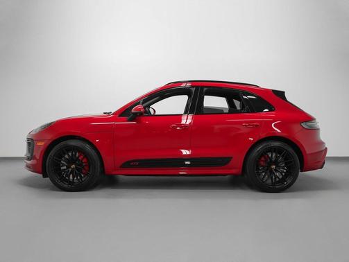 2024 Porsche Macan GTS