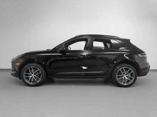 2025 Porsche Macan T