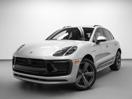 2026 Porsche Macan T