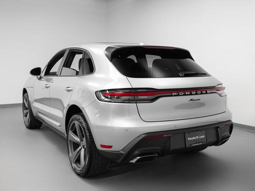 2025 Porsche Macan