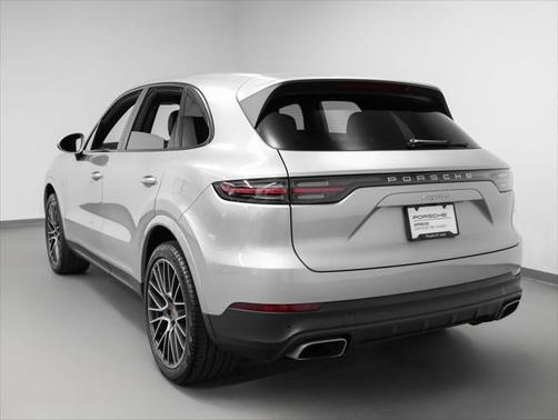 2021 Porsche Cayenne Base (Tiptronic)