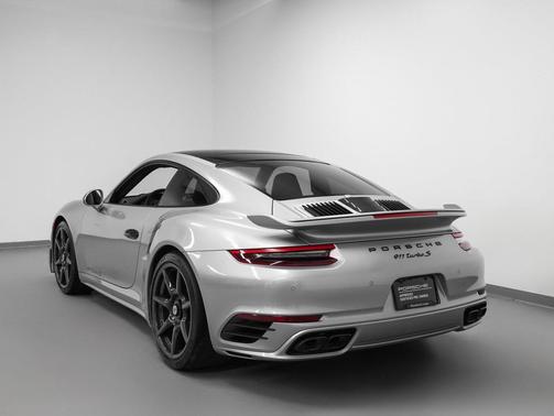 2019 Porsche 911 Turbo S