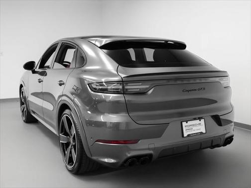 2023 Porsche Cayenne GTS
