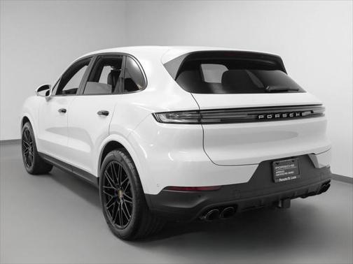2024 Porsche Cayenne S