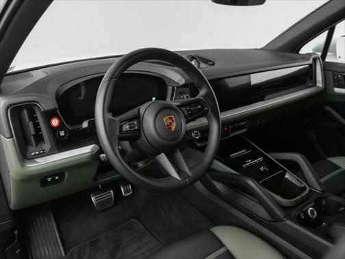 2024 Porsche Cayenne S