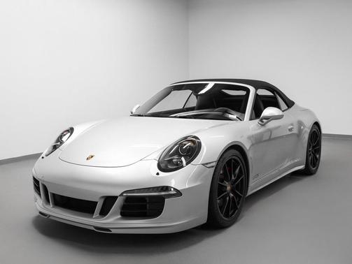 2015 Porsche 911 Carrera GTS