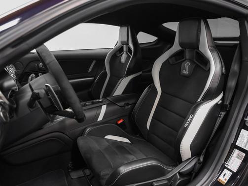 2022 Ford Shelby GT500 Base