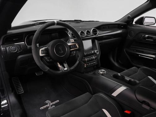 2022 Ford Shelby GT500 Base