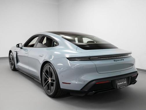 2025 Porsche Taycan GTS