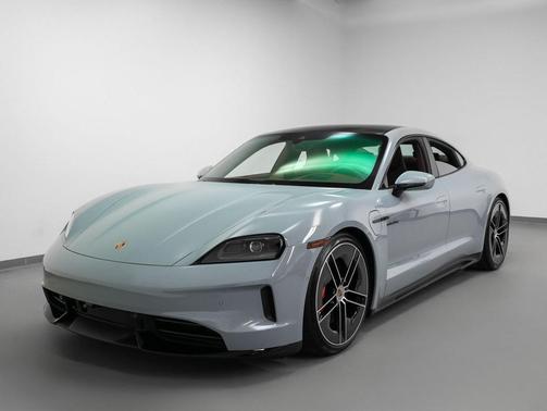 2025 Porsche Taycan GTS