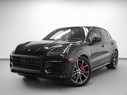2026 Porsche Cayenne GTS