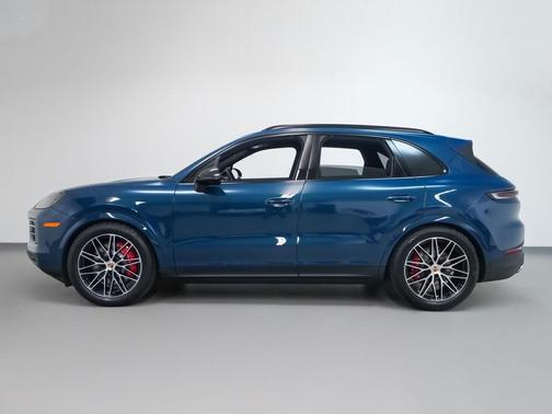 2025 Porsche Cayenne S