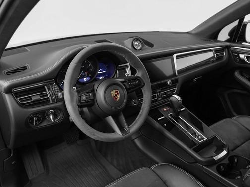 2024 Porsche Macan GTS
