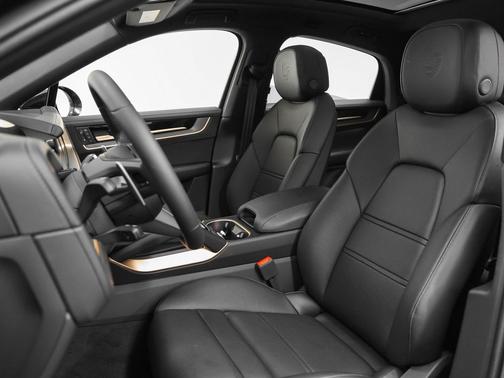 2025 Porsche Cayenne S