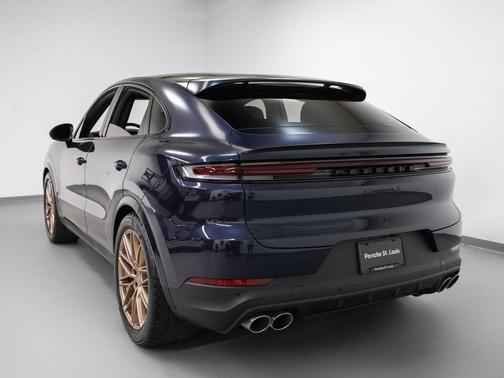 2025 Porsche Cayenne S