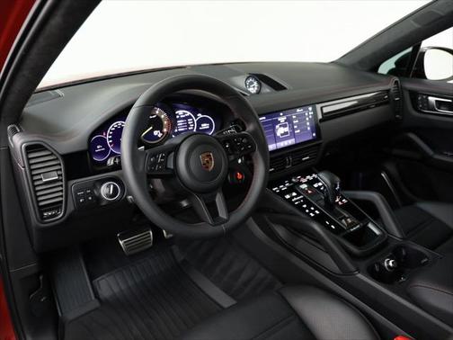 2023 Porsche Cayenne Turbo GT