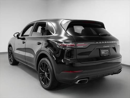 2022 Porsche Cayenne Platinum Edition