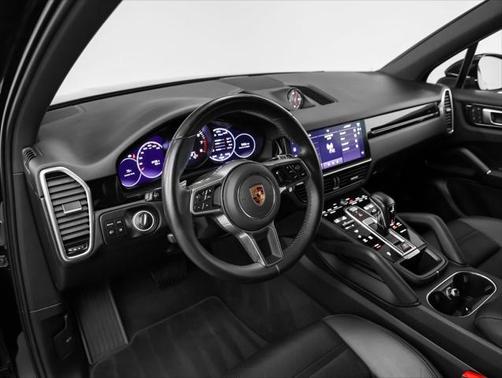 2022 Porsche Cayenne Platinum Edition