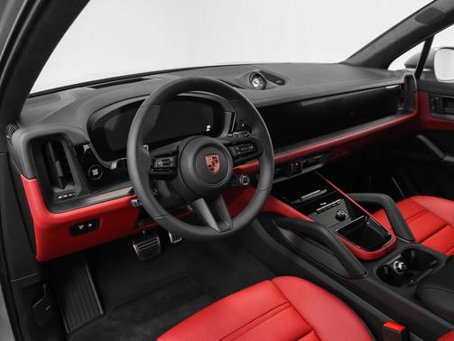 2026 Porsche Cayenne GTS