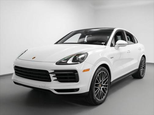 2022 Porsche Cayenne Platinum Edition