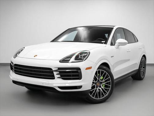 2022 Porsche Cayenne Platinum Edition