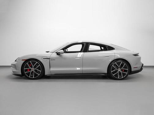 2026 Porsche Taycan GTS