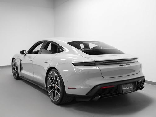 2026 Porsche Taycan GTS